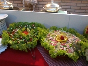 Nossa salada italiana e japonesa