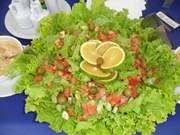 Salada com alface crespa